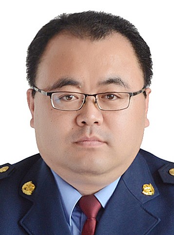 <!--信息标题-->