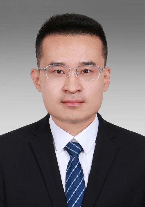<!--信息标题-->